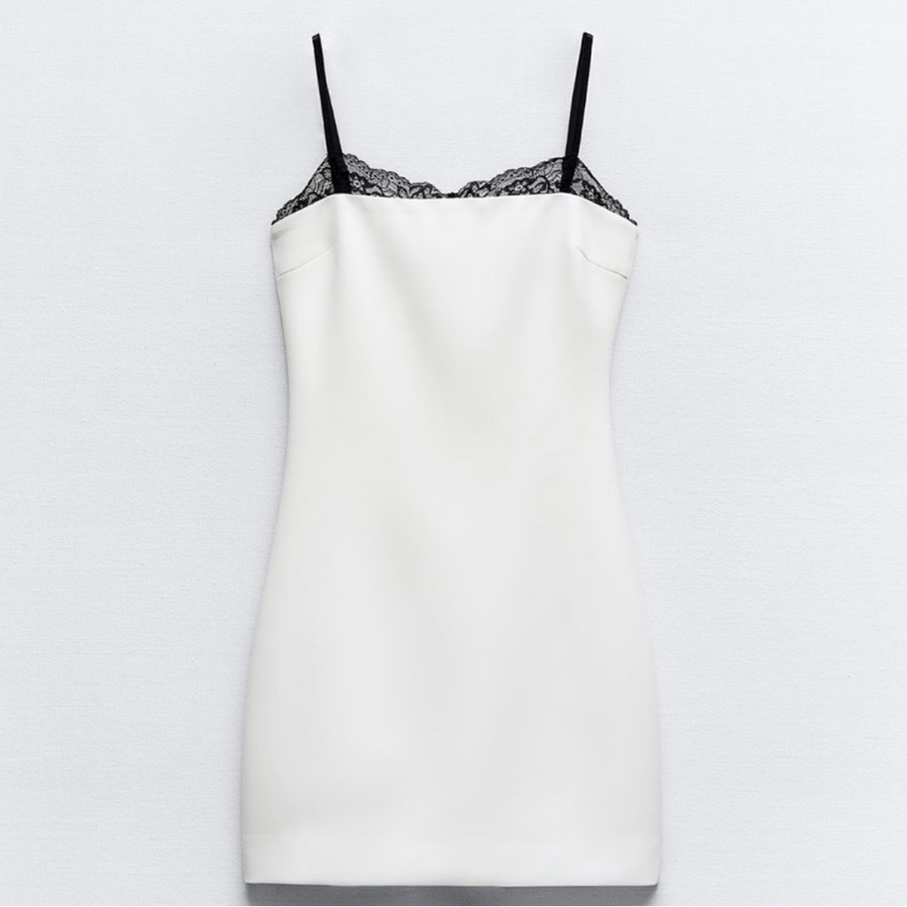 Zara White and Black Lace Trimmed Fitted Dress size M